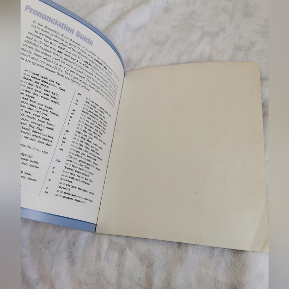 Scholastic Encyclopedia of Animals Book - Picture 6 of 8